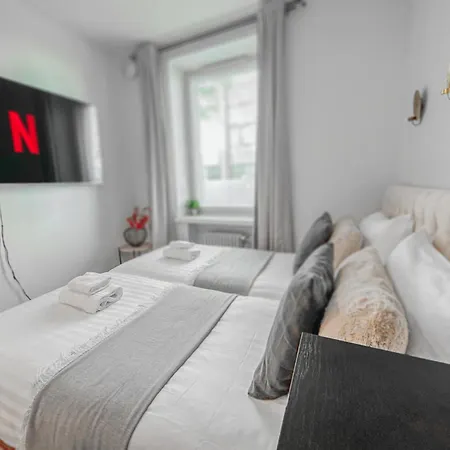 Residential Homes Center Apartment *